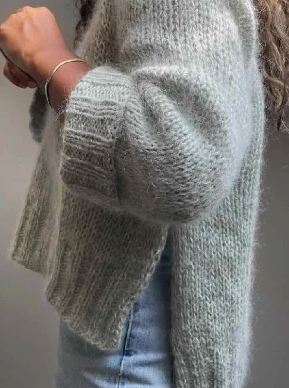 Delta sweater by Creadia Studio, knitting pattern