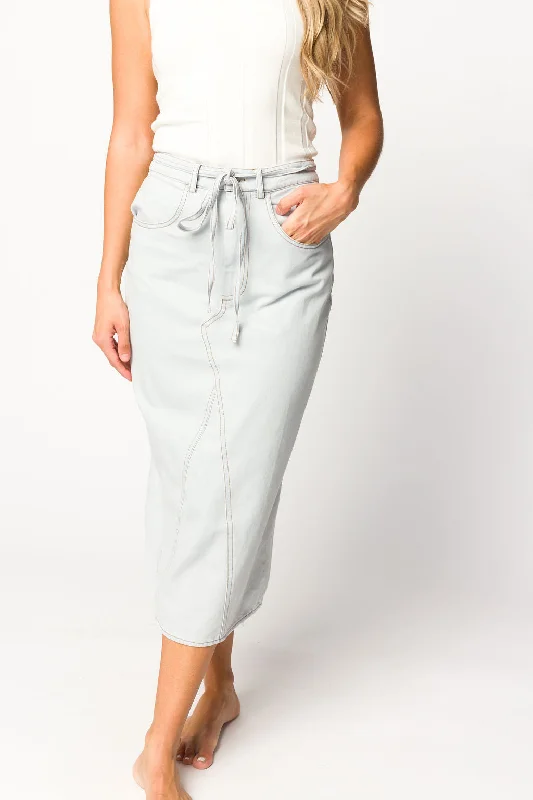 Ellie Light Washed Denim Midi Skirt in Light Denim